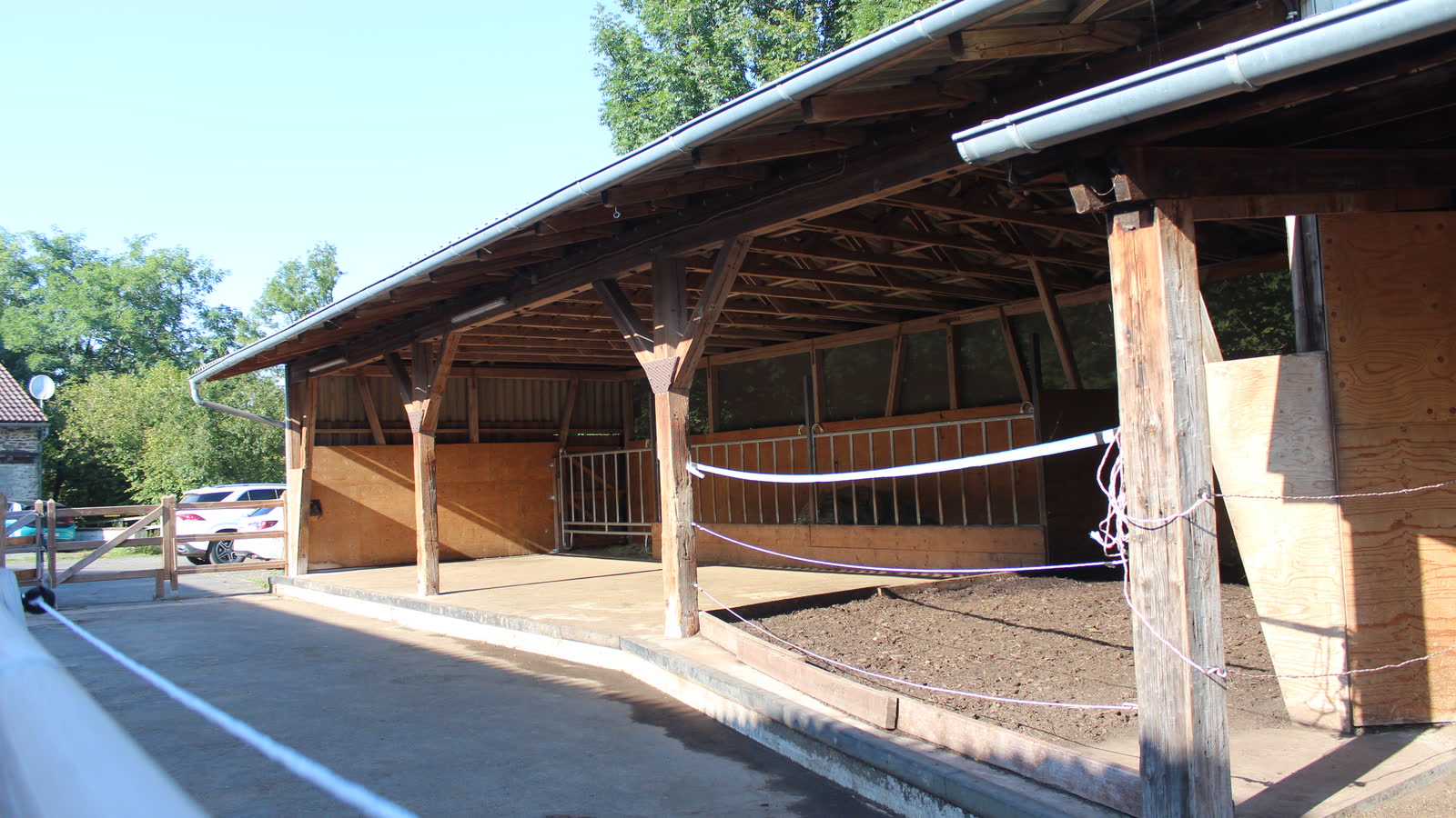 Offenstall-Herde auf dem Hofgut Haubenmühle